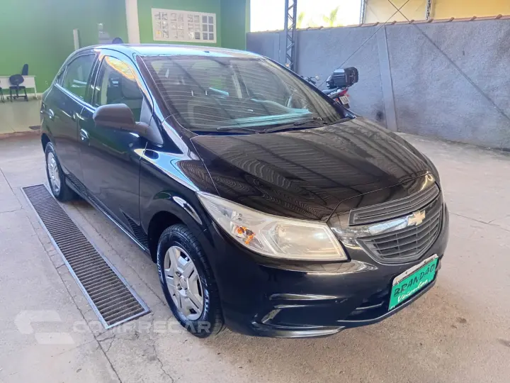 Chevrolet Onix LS