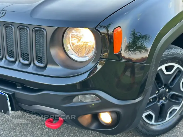 RENEGADE 2.0 16V TURBO DIESEL TRAILHAWK 4P 4X4 AUTOMÁTICO