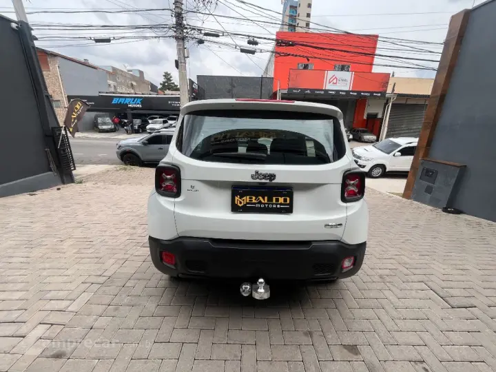 Renegade Longitude 1.8 4x2 Flex 16V Aut.