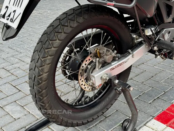 XRE 300 ABS