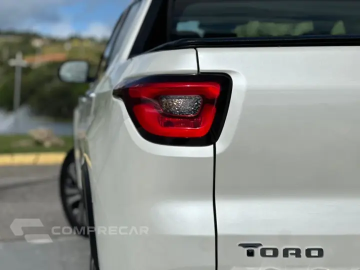 TORO 2.0 16V TURBO DIESEL VOLCANO 4WD AT9