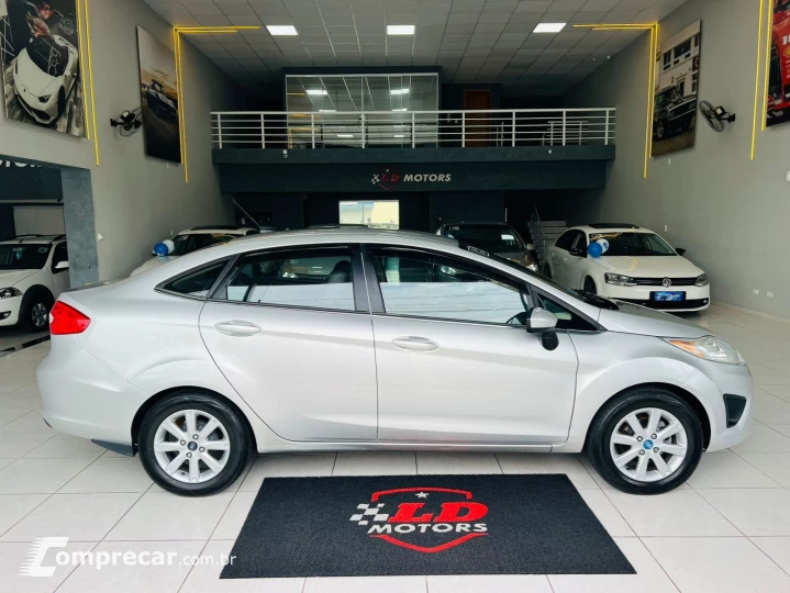 FIESTA 1.6 SE SEDAN 16V FLEX 4P MANUAL