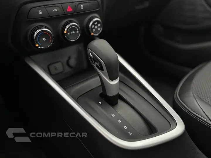 ONIX 1.0 TURBO FLEX PLUS LTZ AUTOMÁTICO