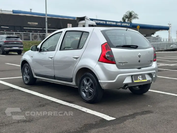 Sandero 1.6 4P VIBE