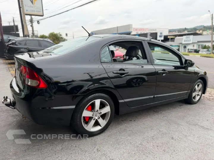 Civic Sedan LXS 1.8/1.8 Flex 16V Aut. 4p