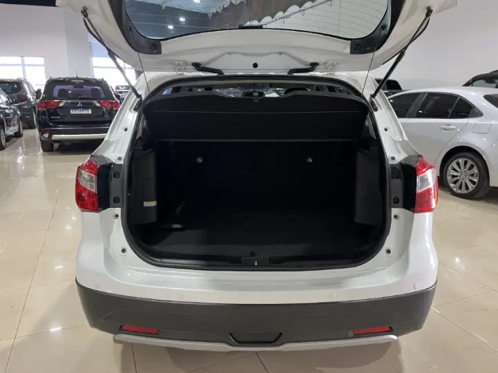 S-CROSS 1.4 16V VVT Turbo 4style