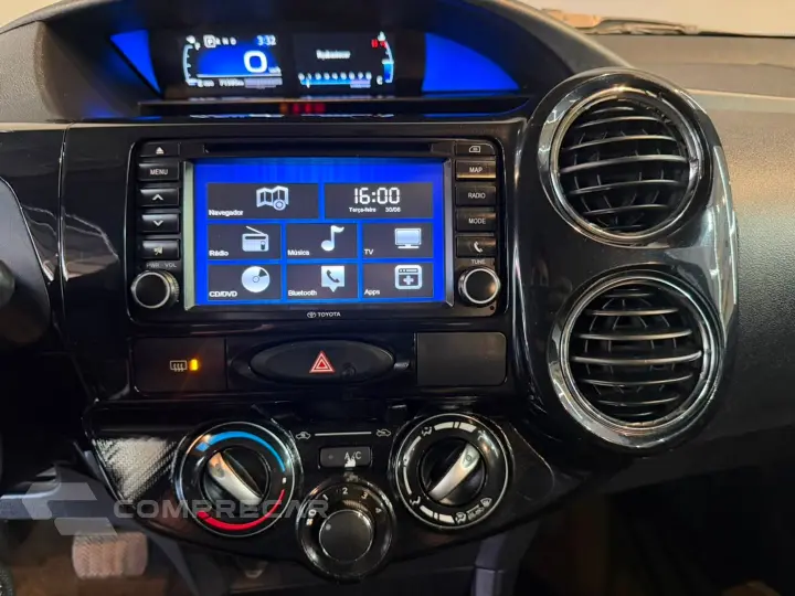 Etios 1.5 Platinum Sedan 16V Flex 4P Automático
