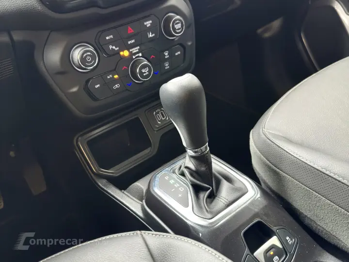 RENEGADE 1.3 T270 TURBO FLEX LONGITUDE AT6