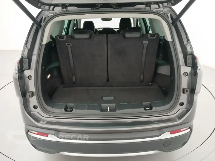 COMMANDER 1.3 T270 TURBO FLEX LIMITED AT6