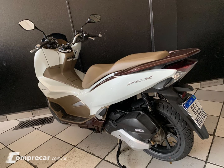 PCX DLX 150