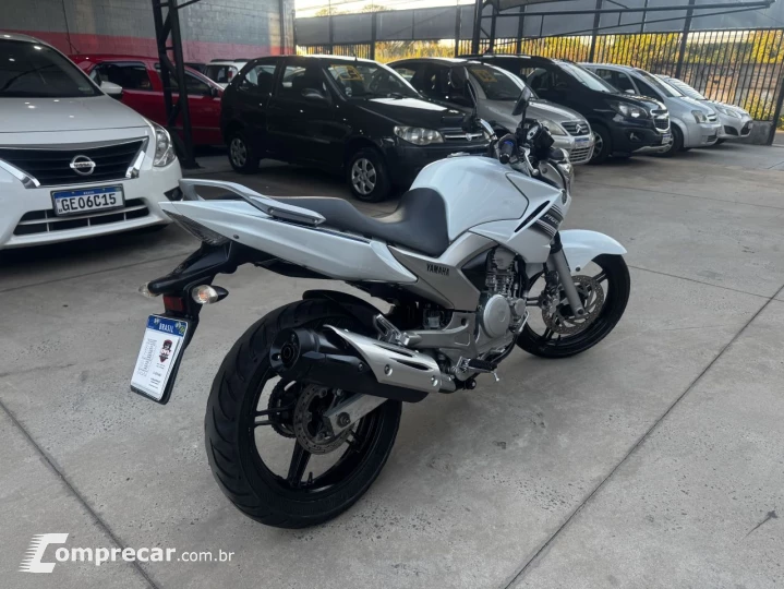 YS Fazer 250 LIMITED EDITION