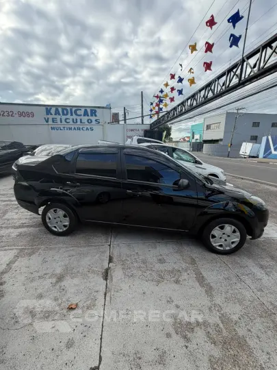 FIESTA SEDAN 1.6