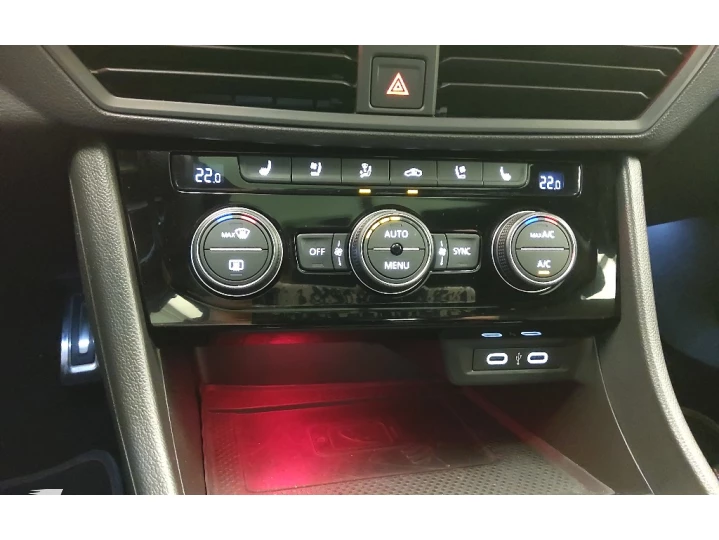 JETTA 2.0 350 TSI GASOLINA GLI DSG