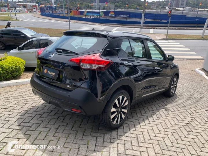 KICKS SL 1.6 16V FlexStar 5p Aut.