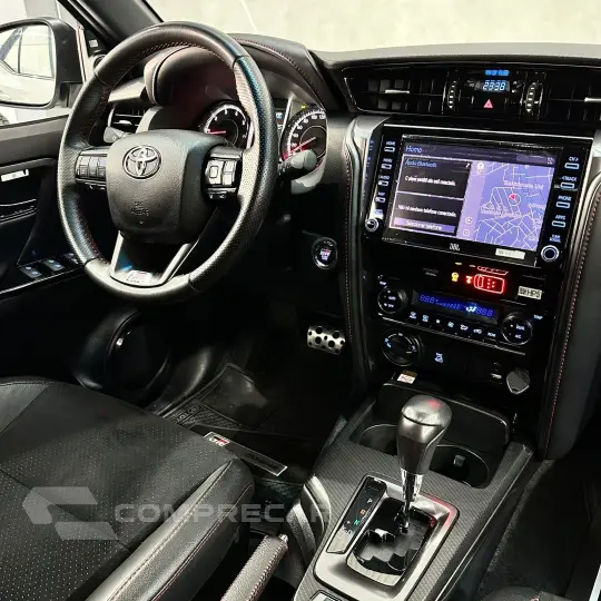 Hilux SW4 GRS 2.8 TB 4x4 Diesel Aut.