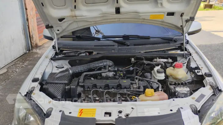 CELTA 1.0 MPFI LT 8V