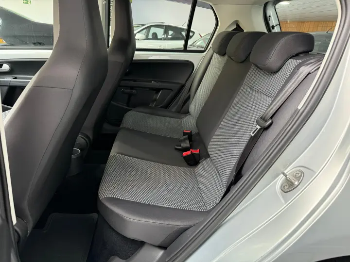 UP 1.0 TSI Move UP 12V