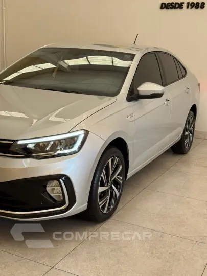 Virtus 1.0 4P 200 TSI FLEX HIGHLINE AUTOMÁTICO