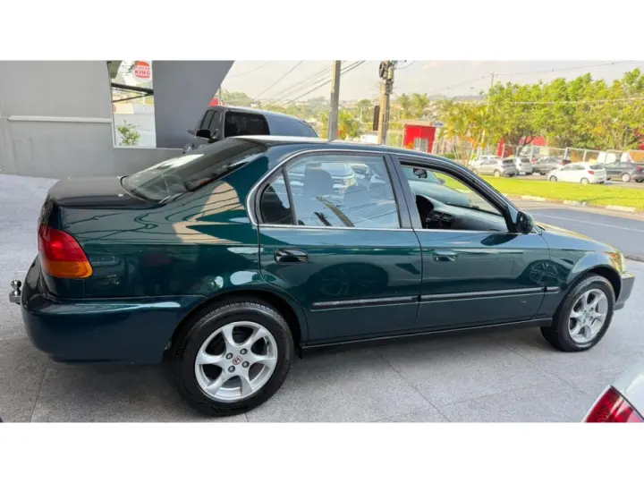 CIVIC 1.6 LX 16V GASOLINA 4P MANUAL