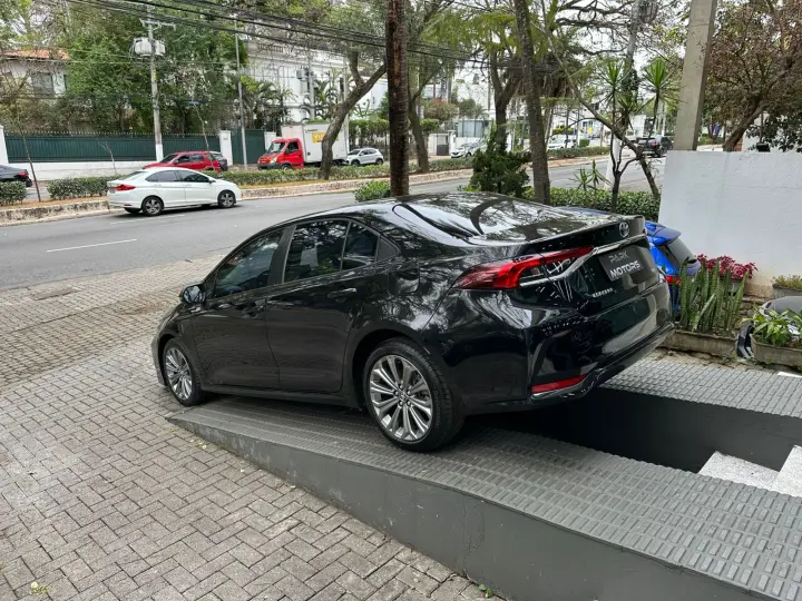 COROLLA 2.0 Vvt-ie XEI Direct Shift
