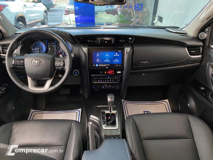 Hilux SW4 SRX Plat. 4x4 2.8 TB Die. Aut.