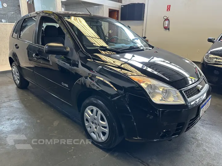FIESTA 1.6 MPI Class Hatch 8V