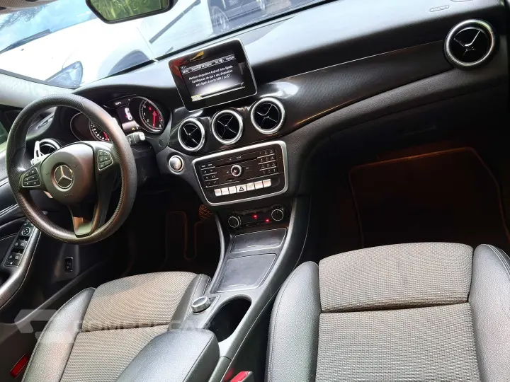 CLA 180 1.6 CGI GASOLINA 7G-DCT