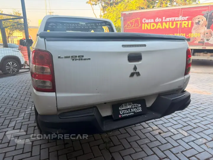 L200 TRITON 2.4 16V TURBO DIESEL GL CD 4X4 MANUAL