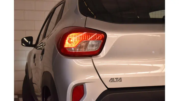 KWID - 1.0 12V SCE ZEN MANUAL