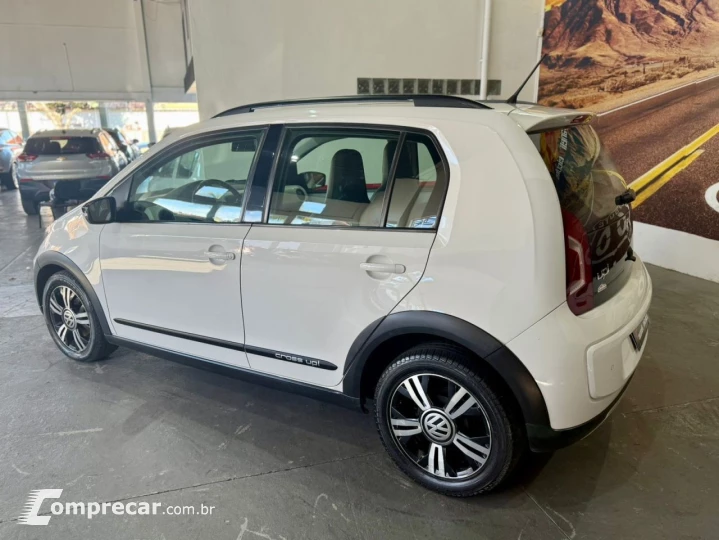 Cross UP 1.0 12V 4P TSI FLEX