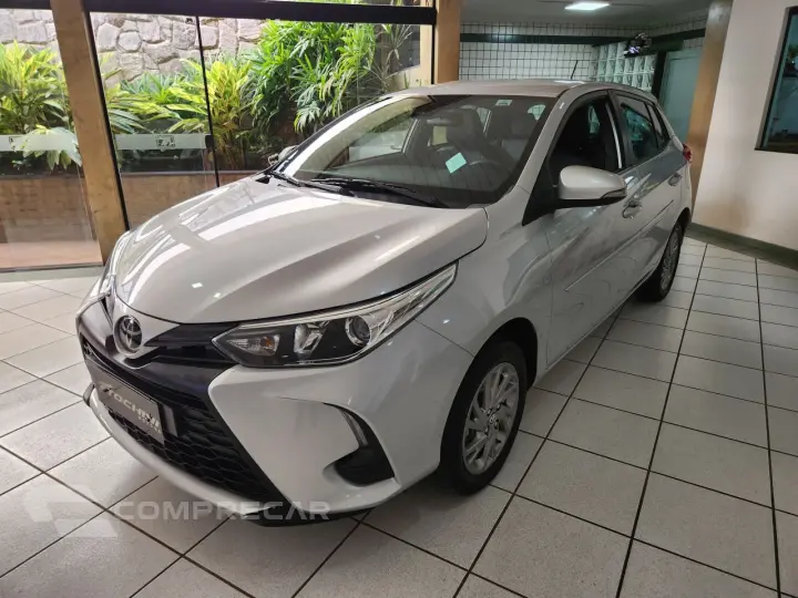 Yaris Hatch 1.5 16V 4P FLEX XS MULTIDRIVE AUTOMÁTICO CVT