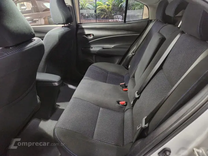 Yaris Sedan 1.5 16V 4P FLEX PLUS MULTIDRIVE AUTOMÁTICO CVT