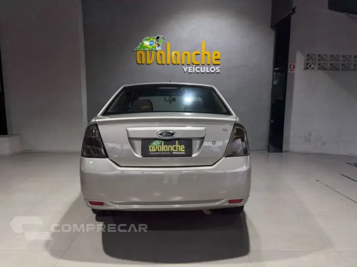 FIESTA 1.6 ROCAM SEDAN 8V FLEX 4P MANUAL