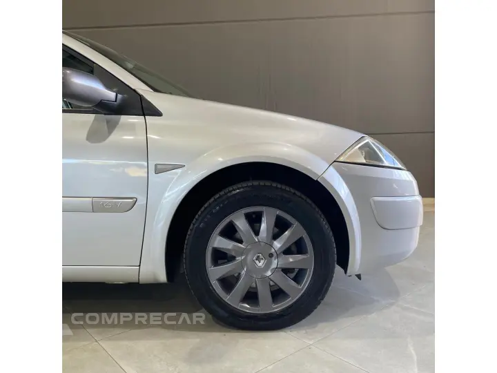 MEGANE 1.6 DYNAMIQUE GRAND TOUR 16V FLEX 4P MANUAL