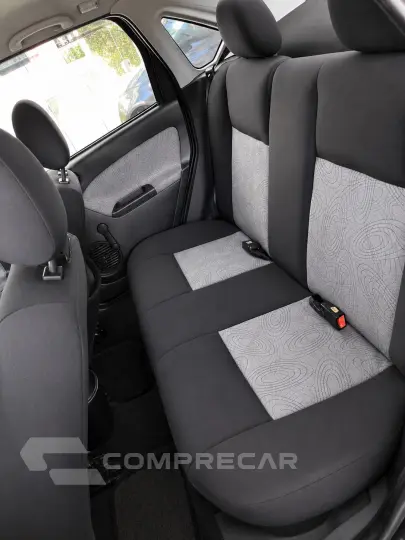 FIESTA 1.6 MPI Class Sedan 8V