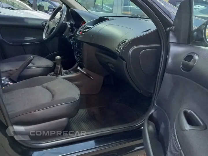 207 1.4 Xr 8V Flex 4P Manual