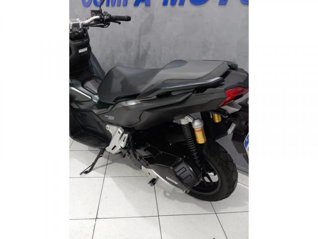ADV 150 - SCOOTER