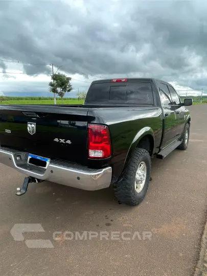 RAM 6.7 2500 Laramie 4X4 CD I6