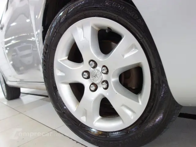 COROLLA - 1.8 GLI 16V 4P AUTOMÁTICO