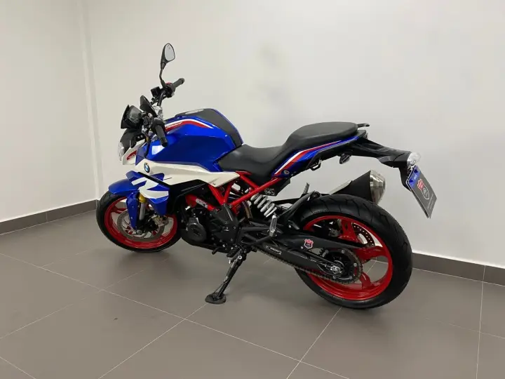 BMW G 310 R
