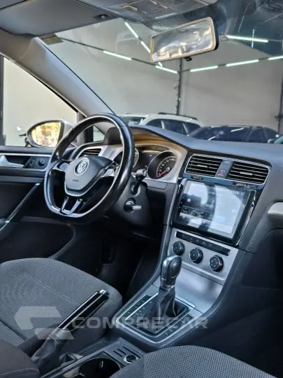 Golf Comfortline 1.4 TSI 140cv Aut.