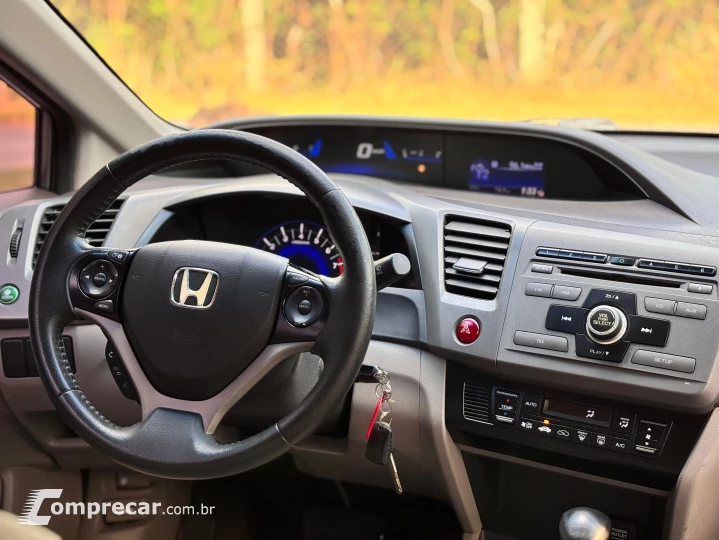 Civic LXS 1.8 i-VTEC (Aut) (Flex)