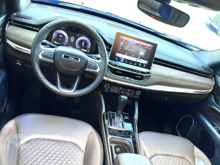 COMMANDER 1.3 T270 TURBO FLEX OVERLAND AT6