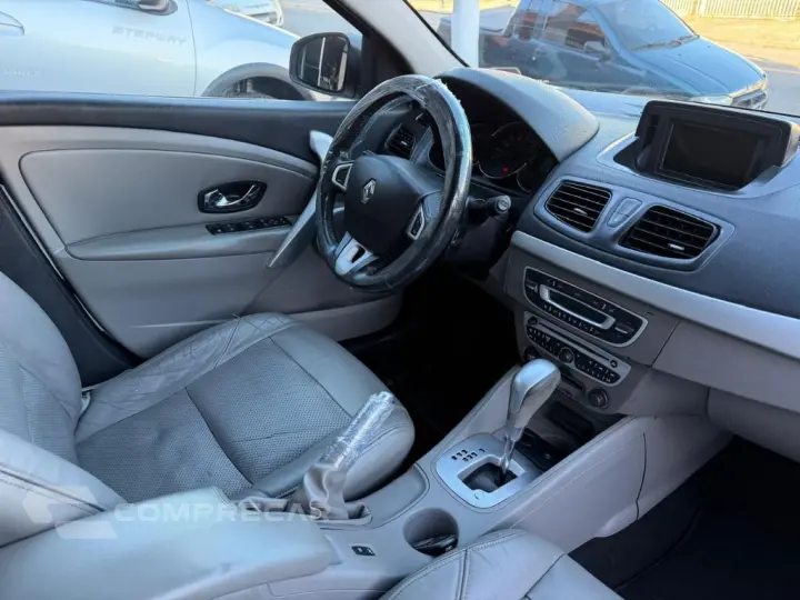 FLUENCE Sedan Privilège 2.0 16V FLEX Aut