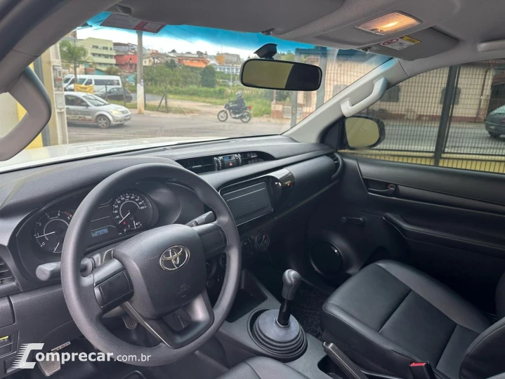 HILUX 2.4 4X4 CS 8V