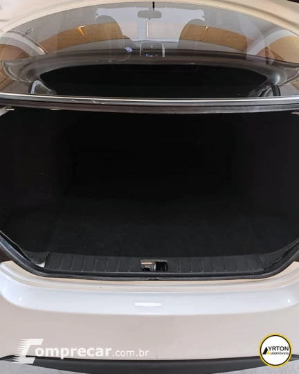 Versa Sedan 1.6 16V 4P UNIQUE FLEX