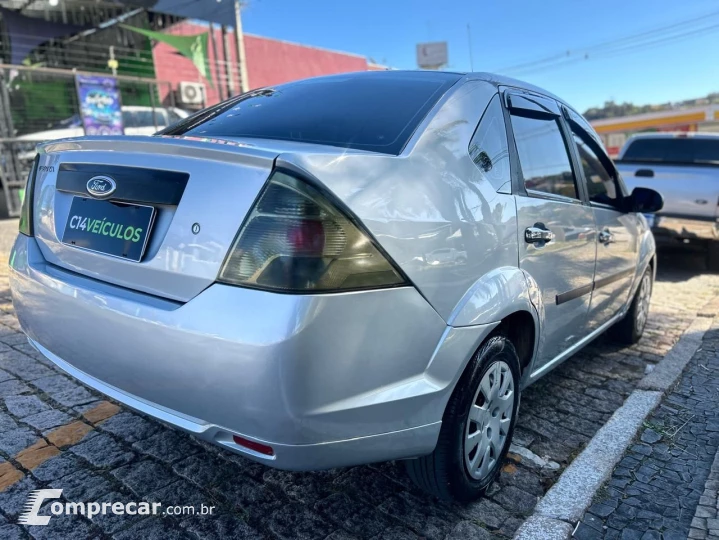 Fiesta Sedan 1.0 8V Flex 4p