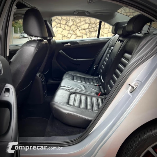 JETTA 2.0 TSI Highline 211cv