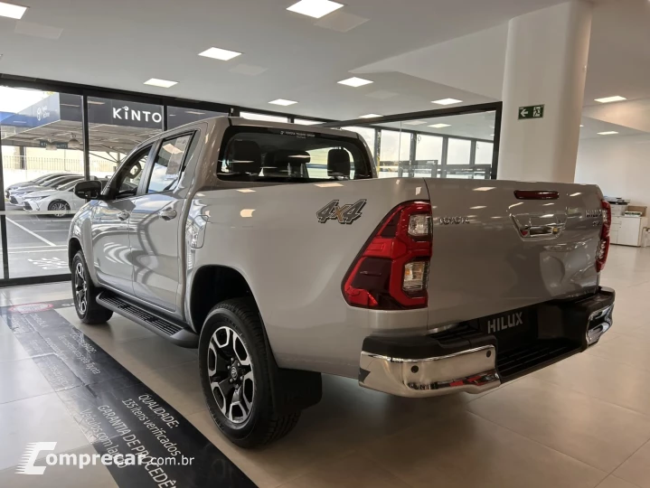 HILUX 2.8 D-4D TURBO CD SRV 4X4 AUTOMÁTICO