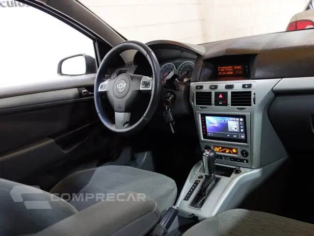 VECTRA SEDAN - 2.0 MPFI ELEGANCE 8V 140CV 4P AUTOMÁTICO